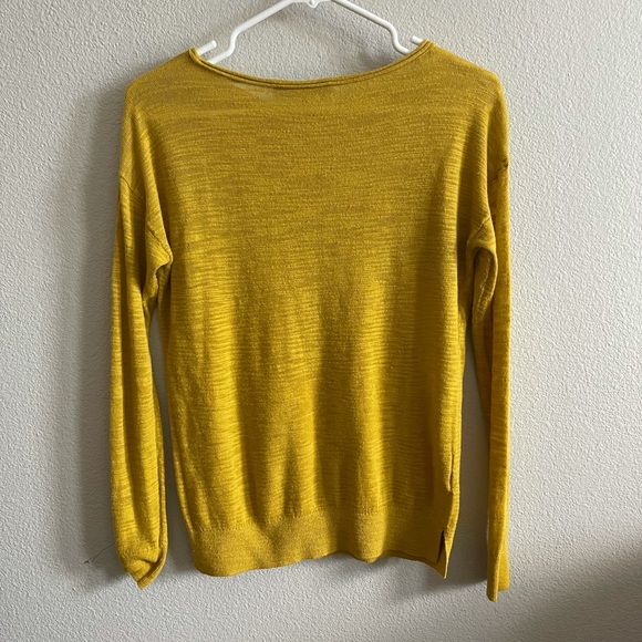 Used Loft Top - Picture 3 of 3